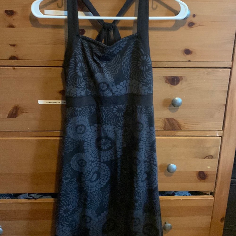 Small Black dress